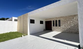 Foto de inmueble en Venta Casa 3 Recamaras 1 Planta Y Alberca En Privada Morera, Cholul Yucatan, Col. Cholul C.P. 97305, Mérida