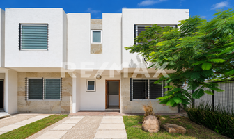 Foto de inmueble en Cto canto calabria, Col. Tres Cantos Residencial C.P. 76235, Querétaro