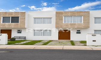 Foto de inmueble en Cto canto calabria, Col. Tres Cantos Residencial C.P. 76235, Querétaro