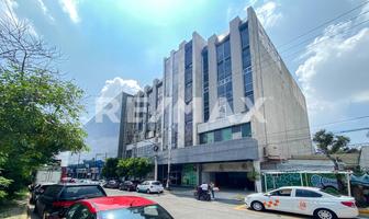 Foto de inmueble en Circuito Circunvalación Oriente, Col. Ciudad Satélite C.P. 53100, Naucalpan de Juárez