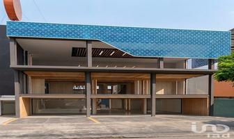 Foto de inmueble en Cto. Cirujanos, Col. Ciudad Satélite C.P. 53100, Naucalpan de Juárez