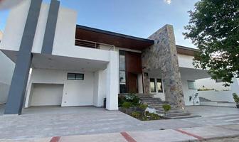 Foto de inmueble en , Col. Club de Golf la Loma C.P. 78215, San Luis Potosí