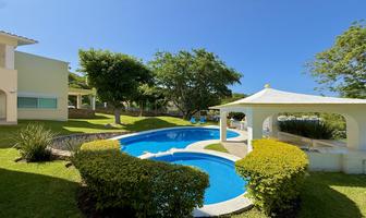 Foto de inmueble en Club de Golf Santa Fe, Col. Club de Golf Santa Fe C.P. 62790, Xochitepec