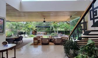 Foto de inmueble en Club DE Golf Tabachines, Col. Club de golf Tabachines C.P. 62498, Cuernavaca