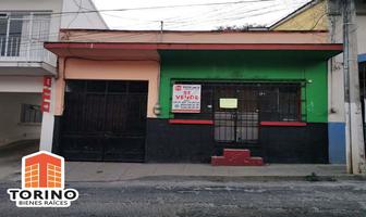 Foto de inmueble en Casa EN Centro DE Coatepec CON Local Comercial Y Amplio Terreno Plano, Col. Coatepec Centro C.P. 91500, Coatepec