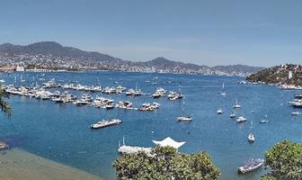 Foto de inmueble en Costera Miguel Alemán, Col. Las Playas C.P. 39390, Acapulco de Juárez