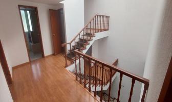 Foto de inmueble en Cruz Valle Verde, Col. Santa Cruz del Monte C.P. 53110, Naucalpan de Juárez