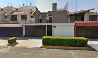 Foto de inmueble en Av. Paseo del Bosque 102, Taxqueña, Coyoacán, 04250 Ciudad de México, CDMX #102, Col. Paseos de Taxqueña C.P. 04250, Coyoacán