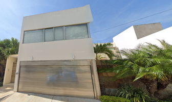 Foto de inmueble en Calle 33 #s/n, Col. Montebello C.P. 97113, Mérida