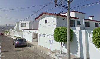 Foto de inmueble en Loma de Sangremal, Col. Carretas C.P. 76050, Querétaro