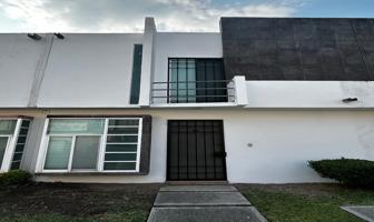 Foto de inmueble en Octavio Senties esquina con Libramiento Cuautla-Cuernavaca, Col. Centro C.P. 62730, Yautepec