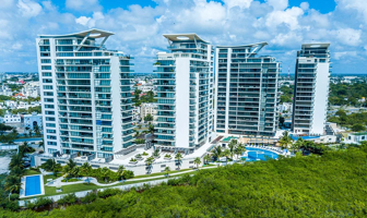 Foto de inmueble en Puerto Juarez, 77500 Puerto Cancun, Q.R. #s/n, Col. Cancún Centro C.P. 77500, Benito Juárez
