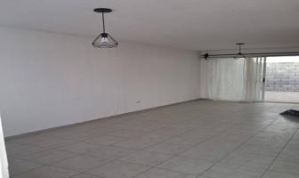 Foto de inmueble en Lib. Norponiente, Fraccionamiento Viñedos, 76235 Toscana, Qro. #10, Col. Viñedos C.P. 76235, Querétaro