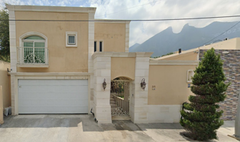 Foto de inmueble en Avenida Constelaciones  #215, Col. Contry C.P. 64860, Monterrey
