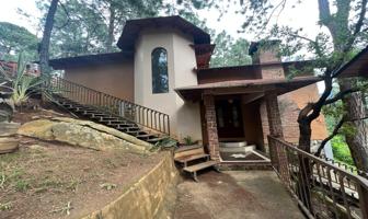Foto de inmueble en Hipazote 16, 49500 Mazamitla, Jal. #16, Col. Zapotlanejo Centro C.P. 45430, Zapotlanejo