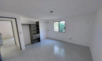 Foto de inmueble en Av. la Luna Supermanzana 46, California, Cancún, Q.R. #46, Col. Supermanzana 46 C.P. 77506, Benito Juárez