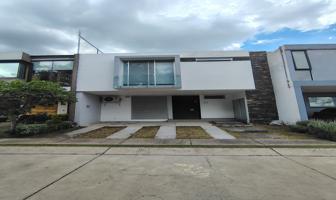 Foto de inmueble en Blvd. León 110, Solares Residencial, 45019 Zapopan, Jal. #110, Col. Santillana Parque Residencial C.P. 45019, Zapopan