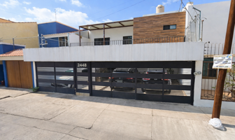 Foto de inmueble en Calle Cuarzo 2448, Bosques de La Victoria, 44540 Guadalajara, Jal. #2448, Col. Bosques de La Victoria C.P. 44540, Guadalajara
