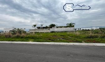 Foto de inmueble en Lomas de Cocoyoc, Fraccionamiento Lomas de Cocoyoc, Mor., Col. Lomas de Cocoyoc C.P. 62847, Atlatlahucan