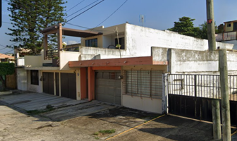 Foto de inmueble en Heriberto Jara, Vista Mar, Coatzacoalcos, Ver., Col. Infonavit Vista al Mar C.P. 96529, Coatzacoalcos