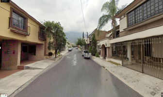 Foto de inmueble en Hernán Cortes Perea, Cumbres 3o. Sector, 64610 Monterrey, N.L., Col. Las Cumbres 2 Sector C.P. 64610, Monterrey