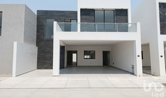 Foto de inmueble en Efrain Lopez Sanchez #119, Col. Los Viñedos C.P. 27023, Torreón