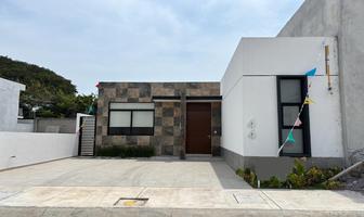 Foto de inmueble en Lomas DEL Dorado, Casa en Venta de UNA Planta, 2 Recamaras y Jardin, (iv), Col. Rivera de La Condesa C.P. 94286, Boca del Río