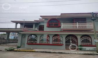Foto de inmueble en  , Col. Esfuerzo de los Hermanos Del Trabajo C.P. 96430, Coatzacoalcos