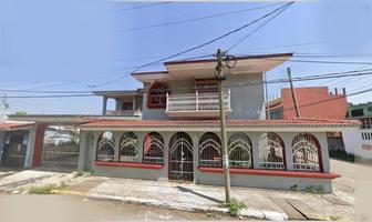 Foto de inmueble en  , Col. Esfuerzo de los Hermanos Del Trabajo C.P. 96430, Coatzacoalcos