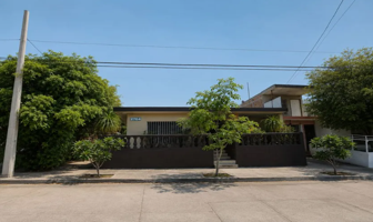 Foto de inmueble en Constituyente Carlos María Esquerro 2704, Salvador Alvarado, 80160 Culiacán Rosales, Sin. #2704, Col. Salvador Alvarado C.P. 80160, Culiacán
