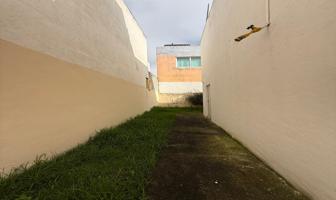 Foto de inmueble en San Bartolome Tlaltelulco, 52160 San Bartolomé Tlaltelulco, Méx., Col. El Arenal C.P. 52160, Metepec