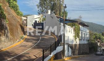 Foto de inmueble en Fray Gregorio Jiménez de la Cuenca, Col. Valle de Bravo C.P. 51200, Valle de Bravo