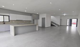Foto de inmueble en  , Col. Huajuquito O los Cavazos C.P. 67300, Santiago