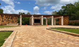 Foto de inmueble en  , Col. Joaquín Zetina Gasca C.P. 77580, Puerto Morelos