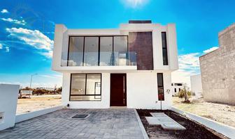 Foto de inmueble en Casa de Lujo en Venta, en Privada en Juriquilla, Querétaro, Col. Juriquilla C.P. 76226, Querétaro