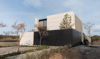 Foto de inmueble en  , Col. La Campiña del Bosque C.P. 37690, León