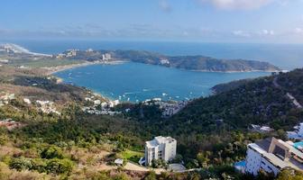 Foto de inmueble en  , Col. La Cima C.P. 39730, Acapulco de Juárez