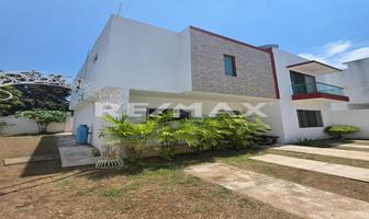 Foto de inmueble en La trinidad la lima-cerrada vicente vazquez, Col. La Lima C.P. 86288, Centro