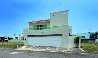 Foto de inmueble en  , Col. Las Lomas Residencial C.P. 95264, Alvarado