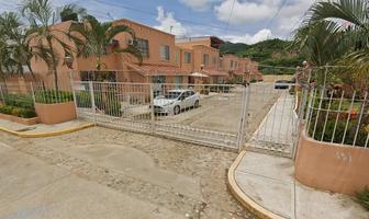 Foto de inmueble en  , Col. Llano Largo C.P. 39906, Acapulco de Juárez