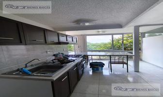 Foto de inmueble en Bien Ubicado, Tranquilo, Col. Lomas de Tecamachalco C.P. 53950, Naucalpan de Juárez