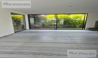 Foto de inmueble en , Col. Lomas de Tecamachalco Sección Bosques I y II C.P. 52780, Huixquilucan