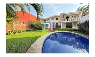 Foto de inmueble en  , Col. Lomas de Tetela C.P. 62156, Cuernavaca