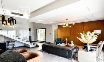 Foto de inmueble en Casa EN Venta EN Zona Valles CON Jardín Y Cuarto DE Servicio, Col. Lomas del Pedregal C.P. 31216, Chihuahua