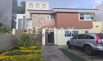 Foto de inmueble en Lorenzo Barcelata, Col. Bugambilias C.P. 45238, Zapopan
