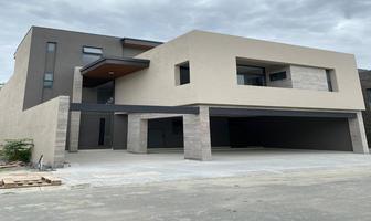 Foto de inmueble en  , Col. Los Cristales C.P. 64985, Monterrey