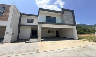Foto de inmueble en  , Col. Los Rodriguez C.P. 67300, Santiago