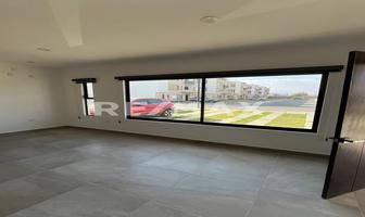 Foto de inmueble en MANAHAL, Avenida Camino a Vanegas, Col. Puerta Real C.P. 76910, Corregidora