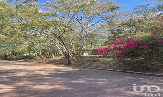 Foto de inmueble en Manuel Avila Camacho, Col. Lomas de Atzingo C.P. 62180, Cuernavaca