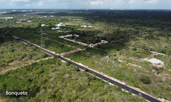 Foto de inmueble en Maranta, Col. Temozon Norte C.P. 97302, Mérida